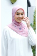 Hijab Segi 4 Azzura Embroirdery Dusty Pink